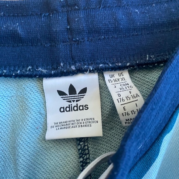Adidas Three Stripe Blue Camouflage Sweatpant Shorts - Picture 6 of 6